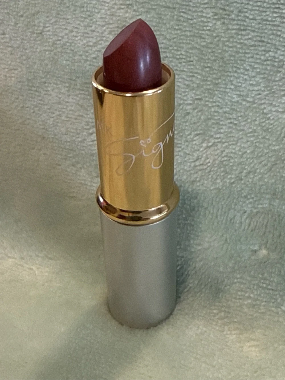 NIB VTG Mary Kay Signature Creme Lip Stick RaisinBerry # 2314 Discontinued